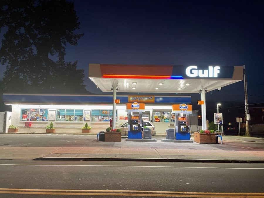 Gulf fuel truck
